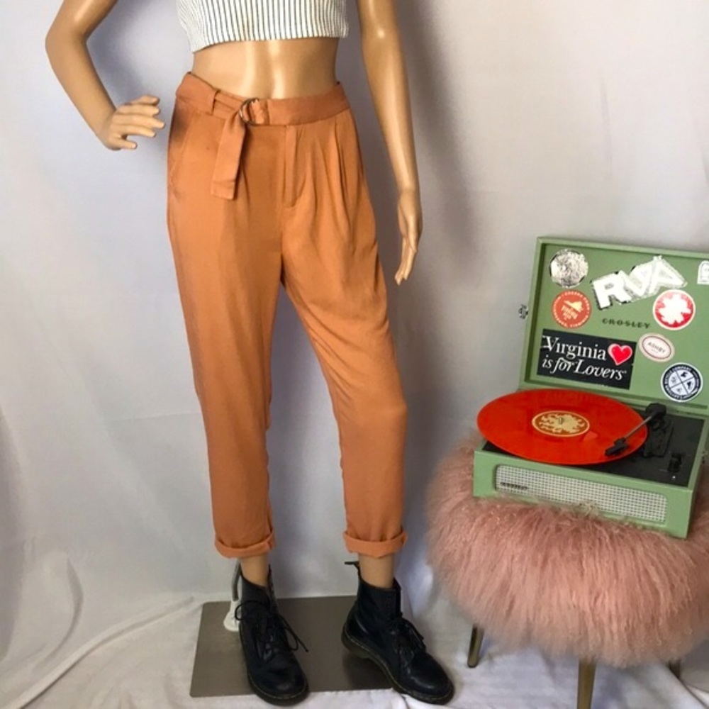 Forever21 Pleated High Waist Pants w/ Tapered Leg